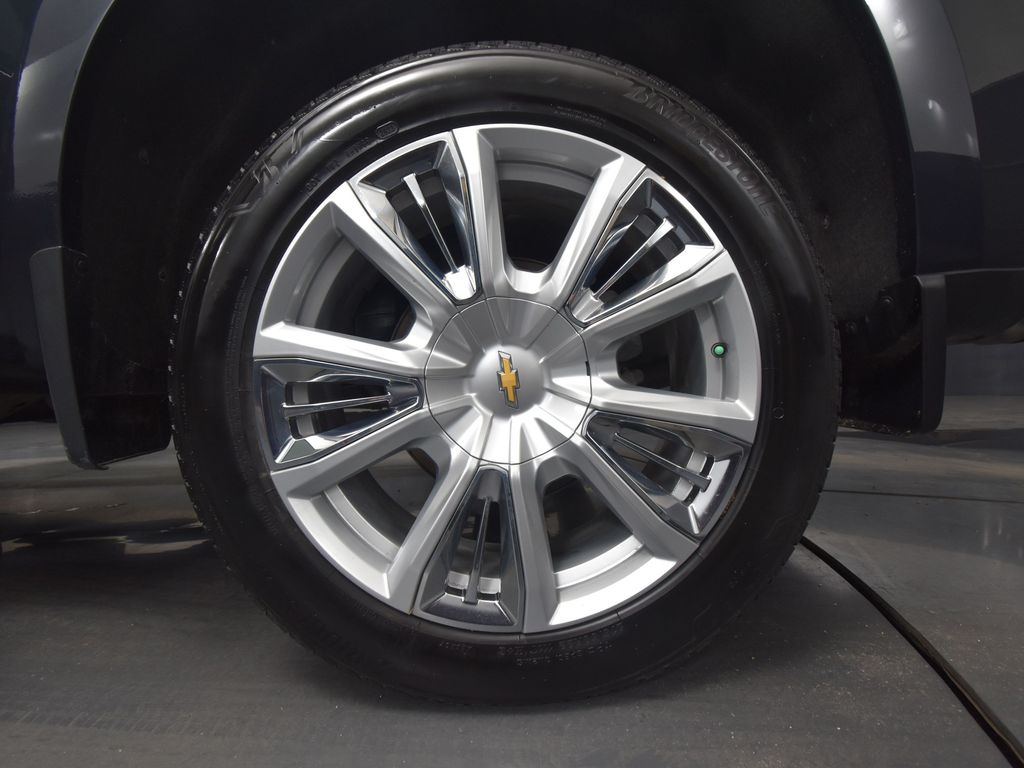 2024 Chevrolet Silverado 1500 High Country photo 9
