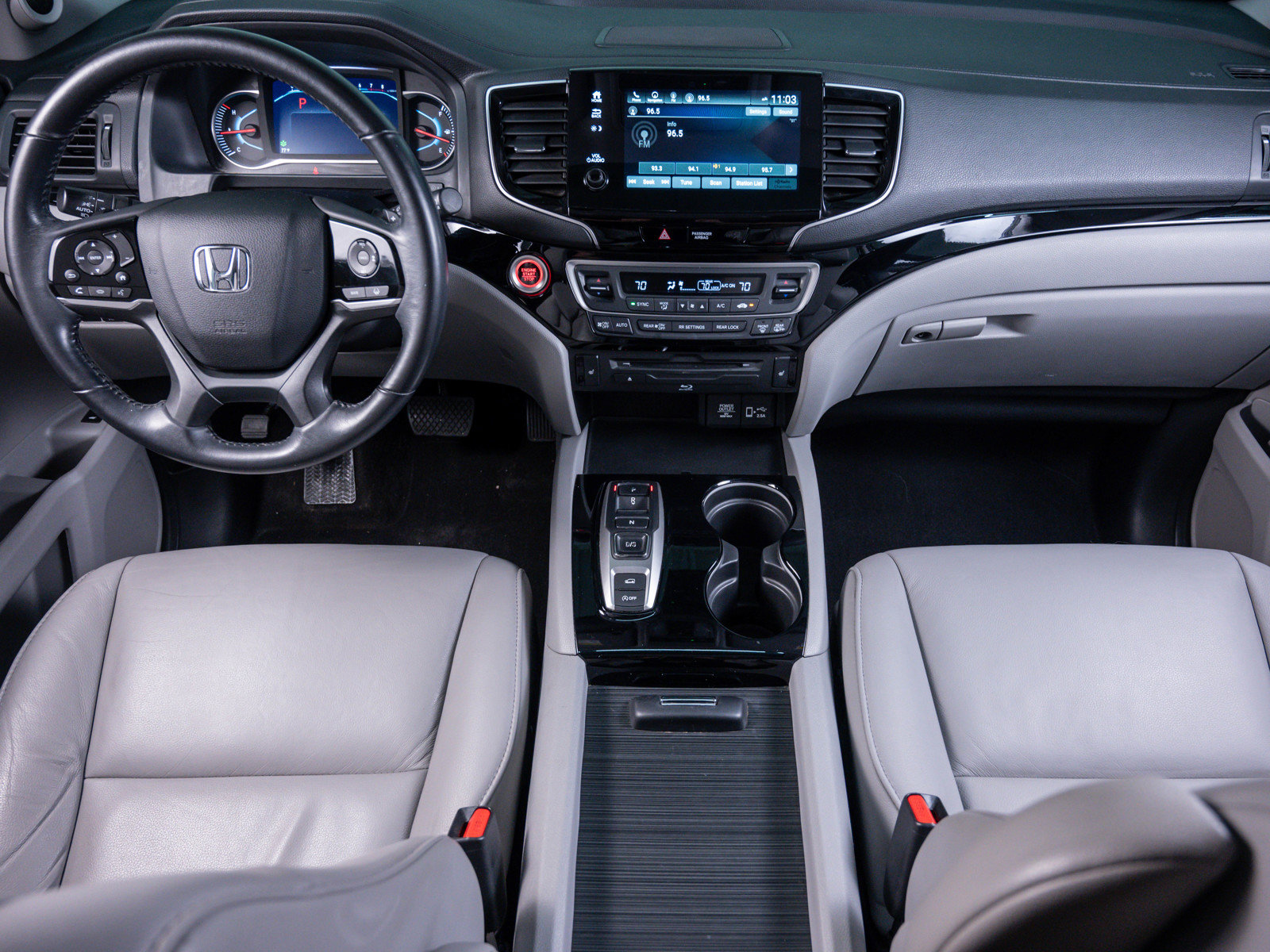 2019 Honda Pilot Touring photo 14