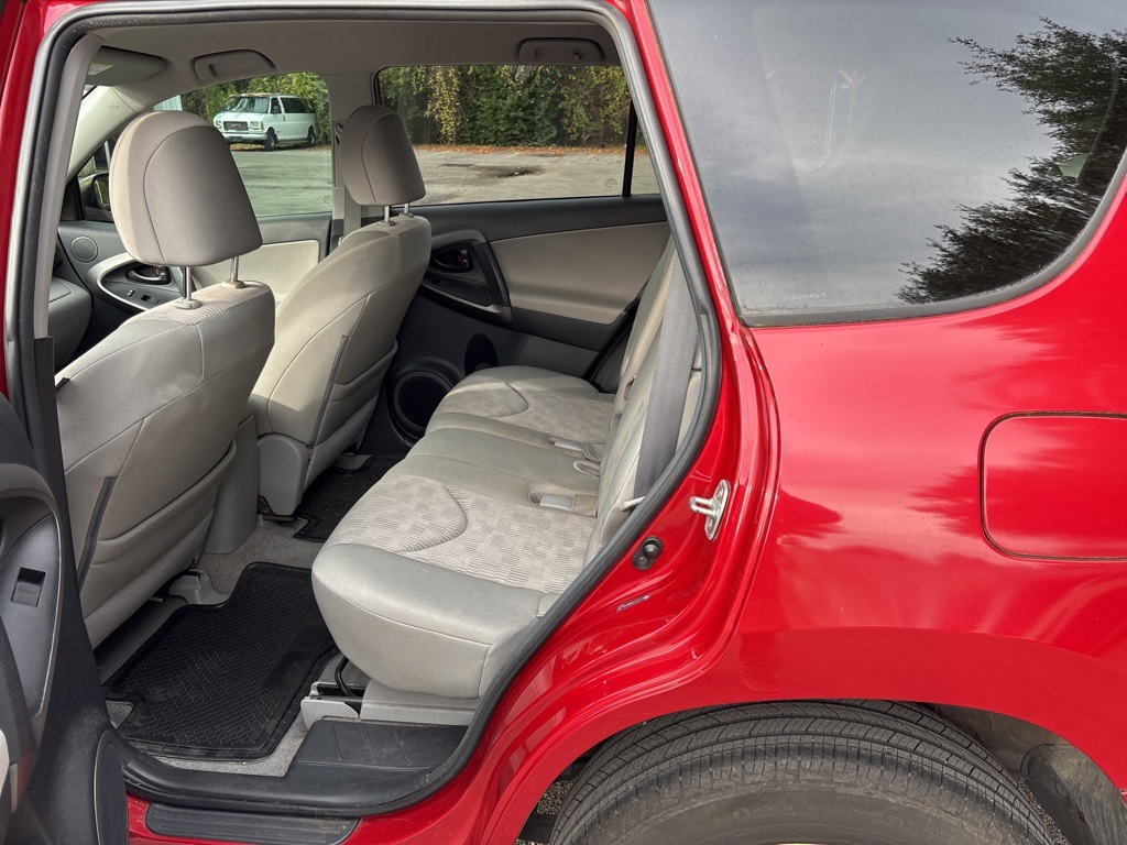 2012 Toyota RAV4 Base photo 2