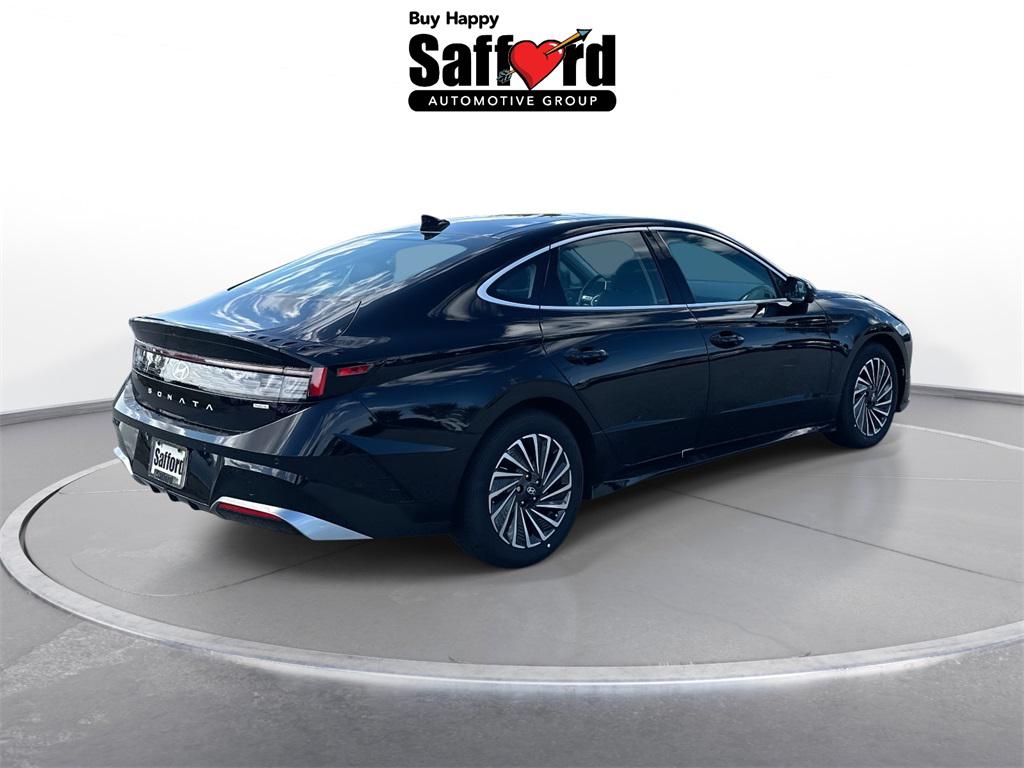 2025 Hyundai Sonata Hybrid Limited photo 9