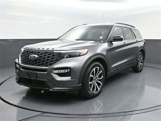 2022 Ford Explorer ST-LINE's photo