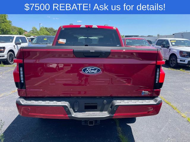 2025 Ford F-150 Lightning XLT photo 3
