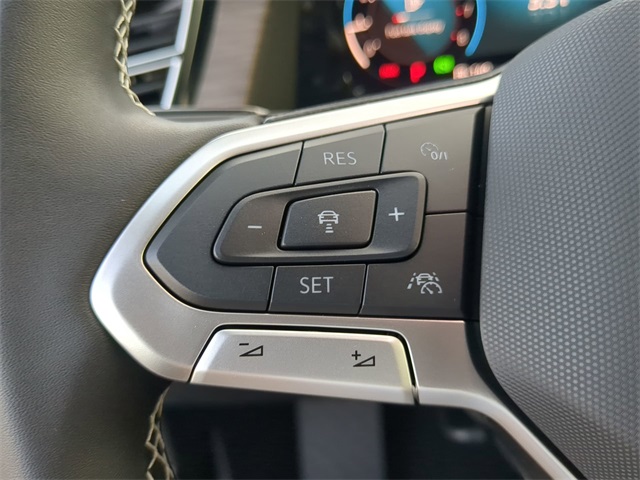 2026 Volkswagen Atlas SEL photo 28