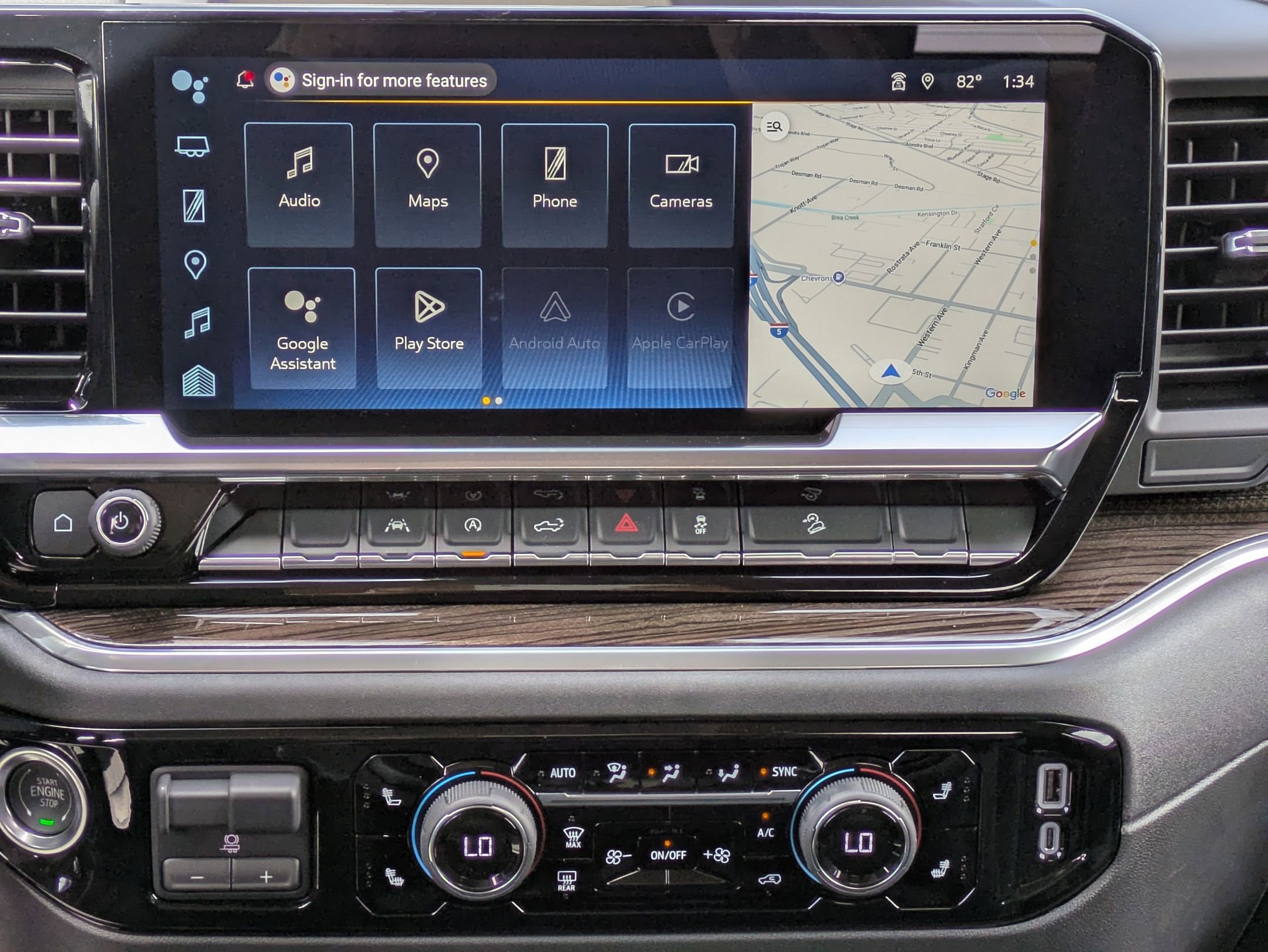 2025 Chevrolet Silverado RST photo 16