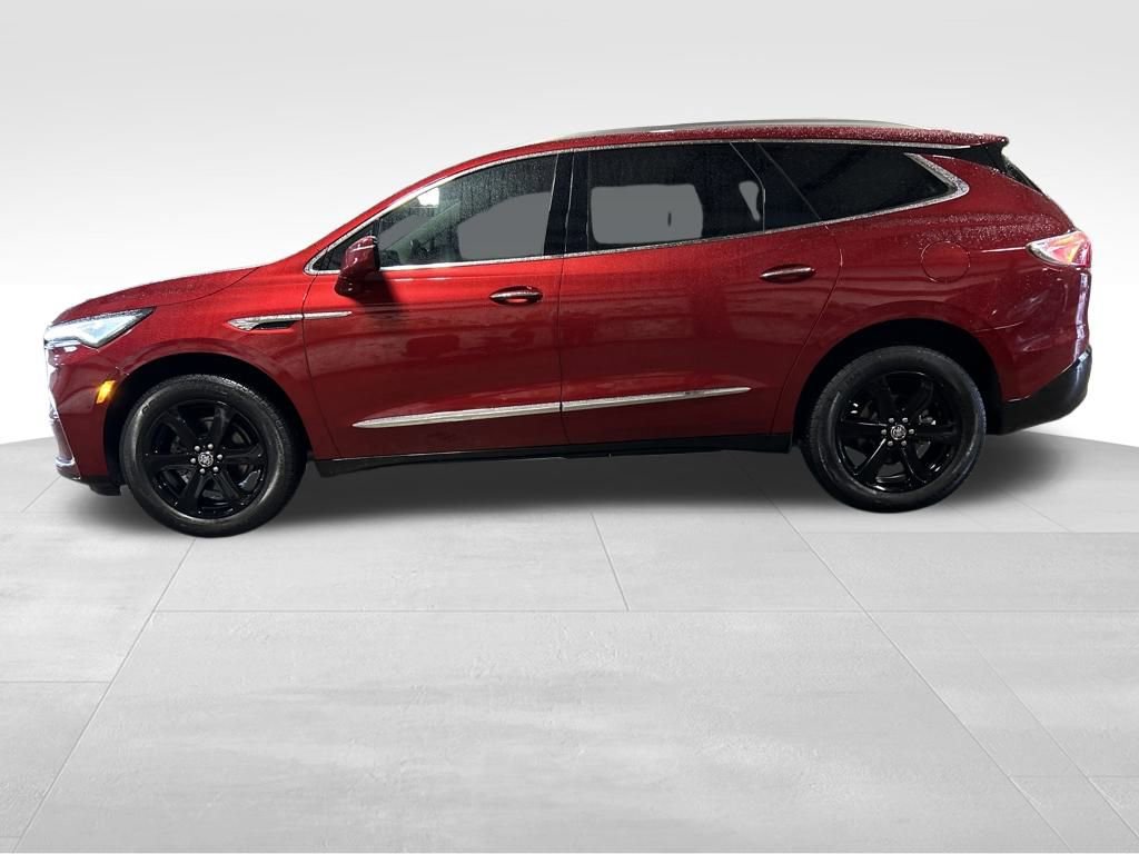 2023 Buick Enclave Essence photo 3