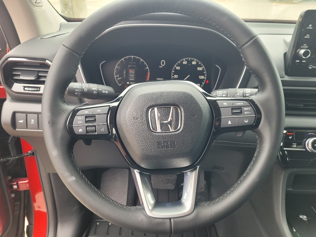 2025 Honda Pilot Touring photo 10