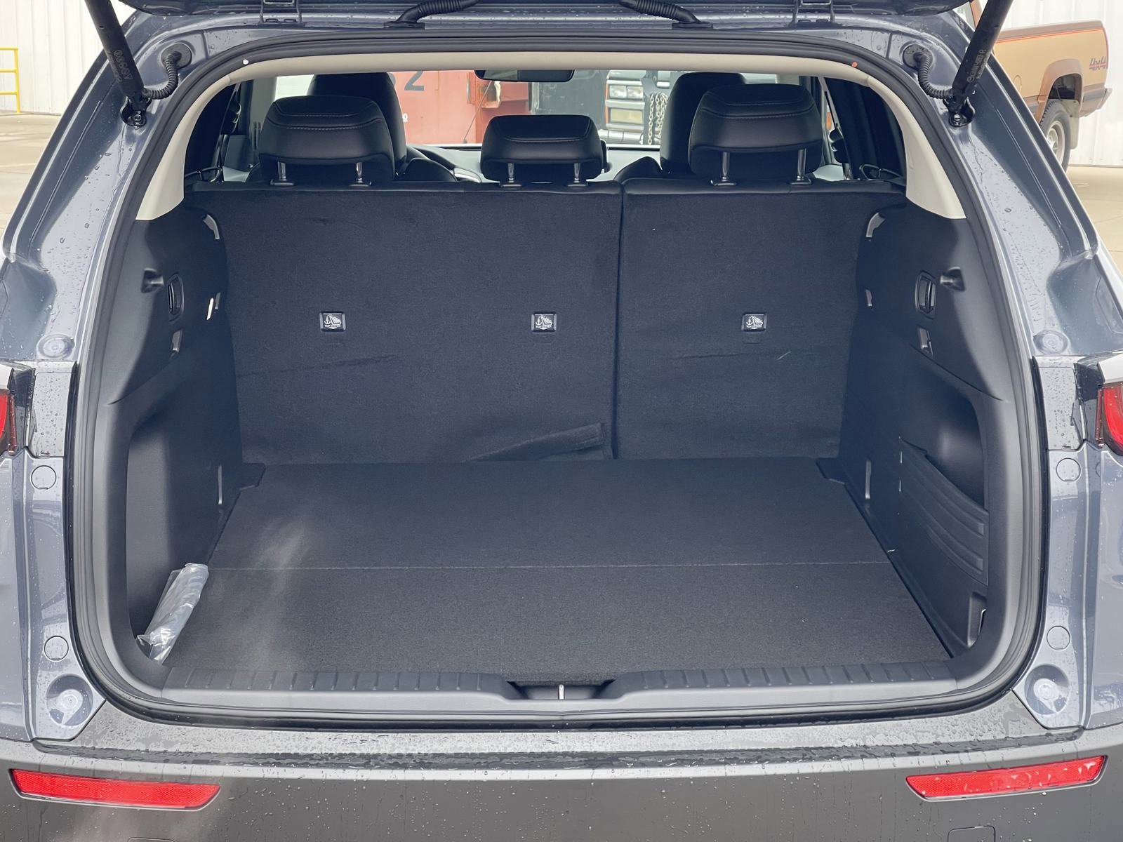 2025 Mazda CX-50 Premium Plus photo 13