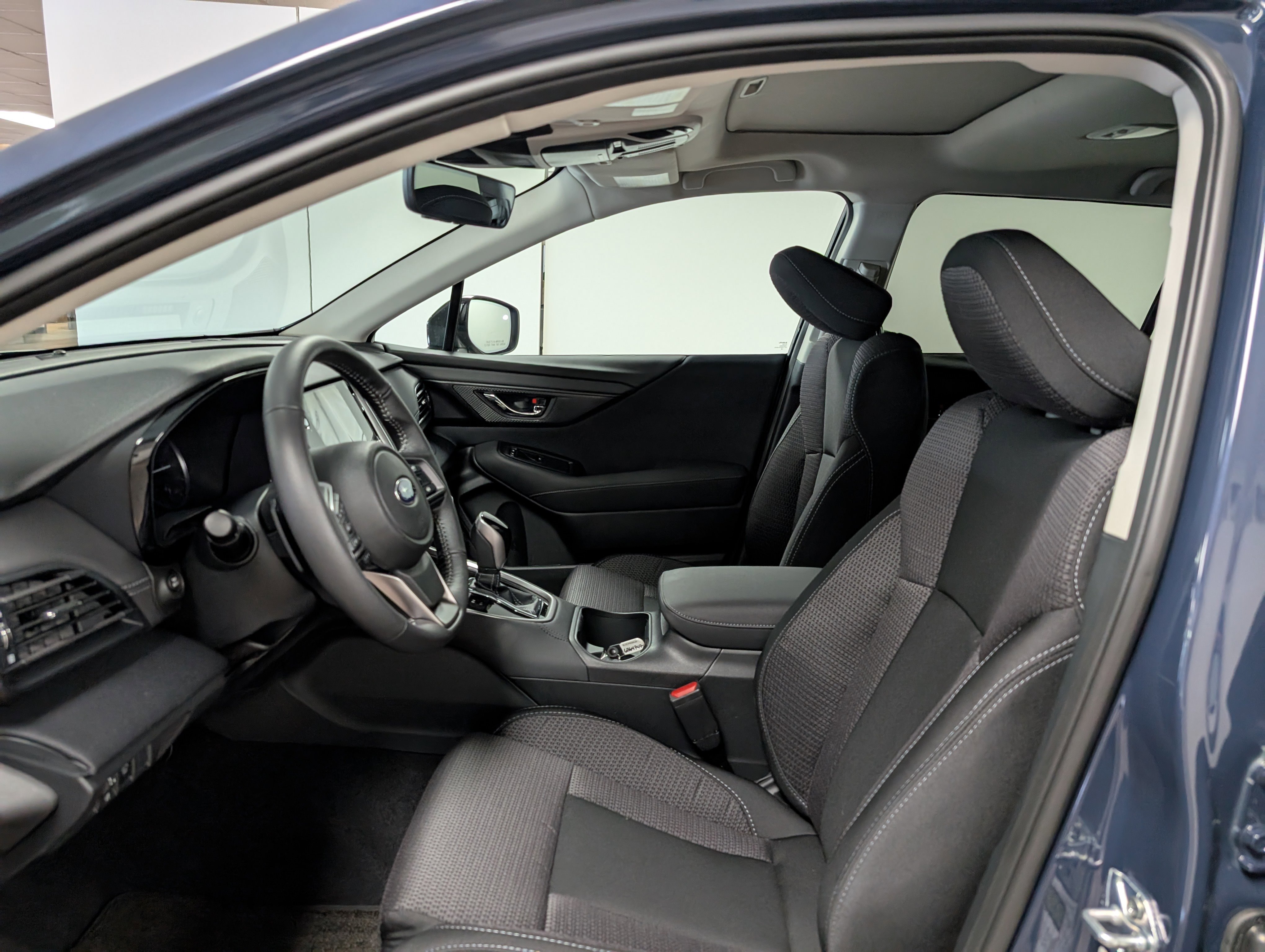 2025 Subaru Outback Premium photo 2