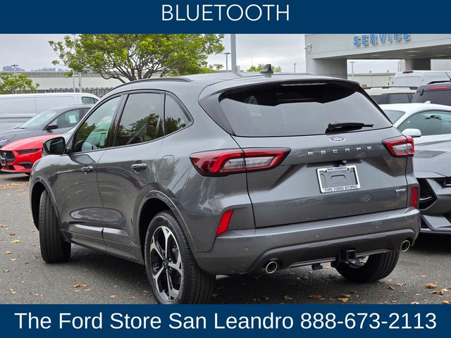 2023 Ford Escape ST-Line Select photo 6