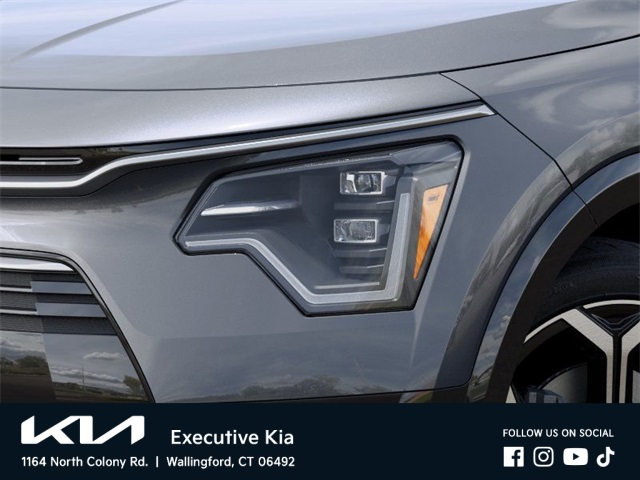 2025 Kia Niro Plug-In Hybrid SX Touring photo 5