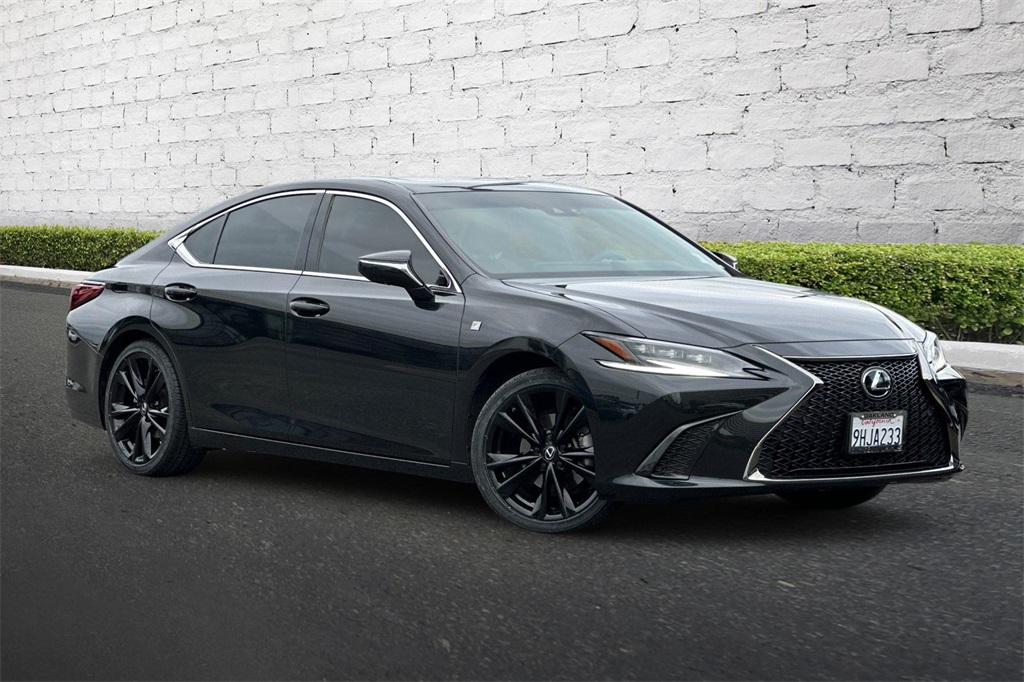 2023 Lexus ES 350 F SPORT photo 2