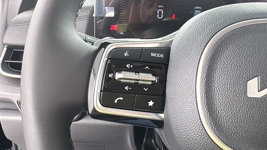 2026 Kia Carnival EX photo 23