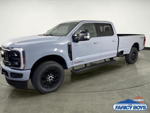 2025 Ford F-350 Super Duty Lariat's photo