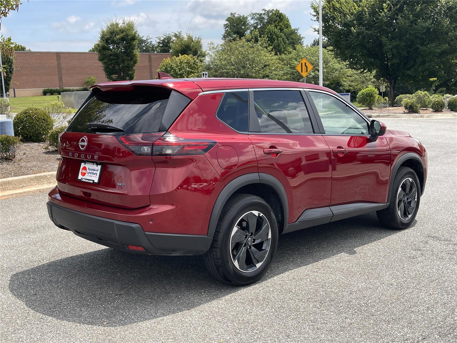 2025 Nissan Rogue SV photo 4