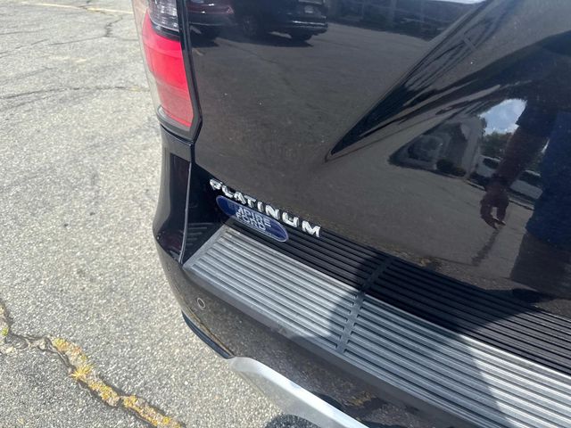 2021 Ford Expedition Platinum photo 4