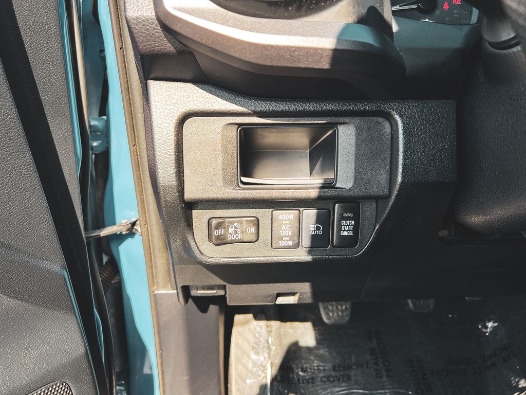 2018 Toyota Tacoma V6 photo 25
