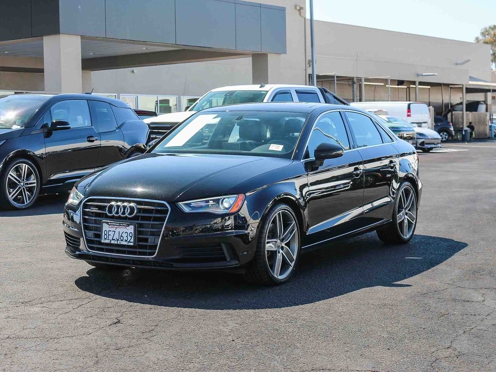 2016 Audi A3 2.0T Premium Plus Quattro photo 3