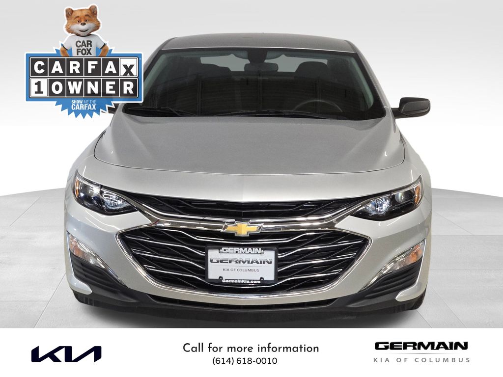 2020 Chevrolet Malibu LS photo 2