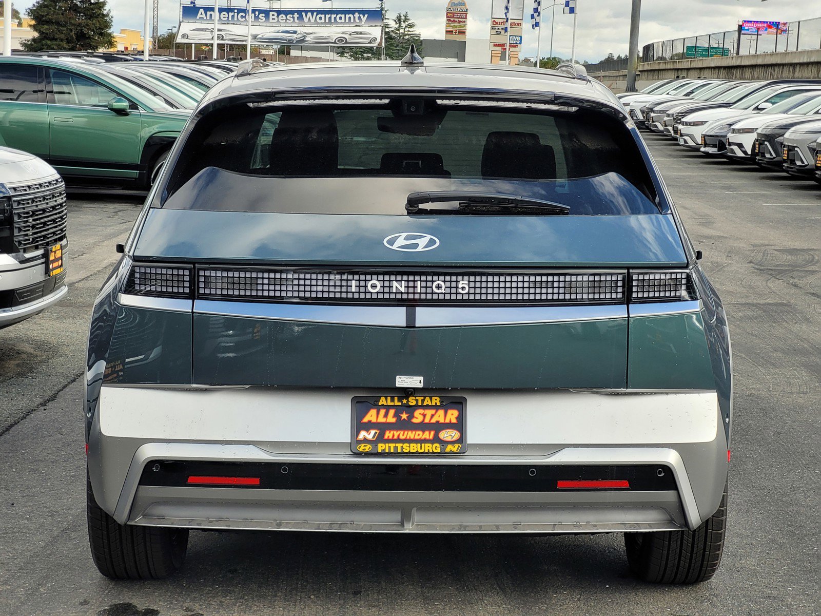 2026 Hyundai Ioniq 5 Limited photo 3