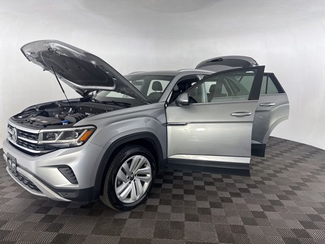 2023 Volkswagen Atlas Cross Sport V6 SE Technology photo 10