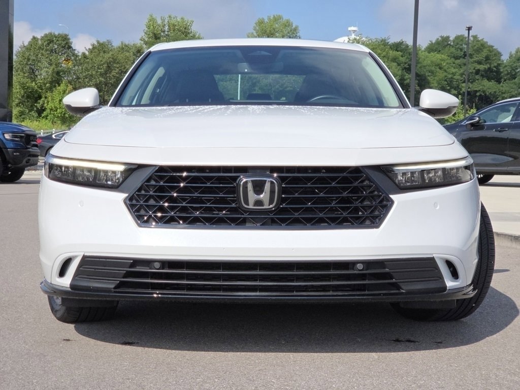 2023 Honda Accord Hybrid EX-L photo 3