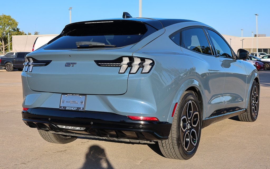 2023 Ford Mustang Mach-E GT photo 3