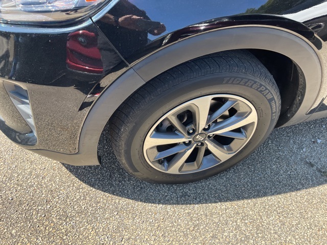 2020 Kia Sorento LX photo 3