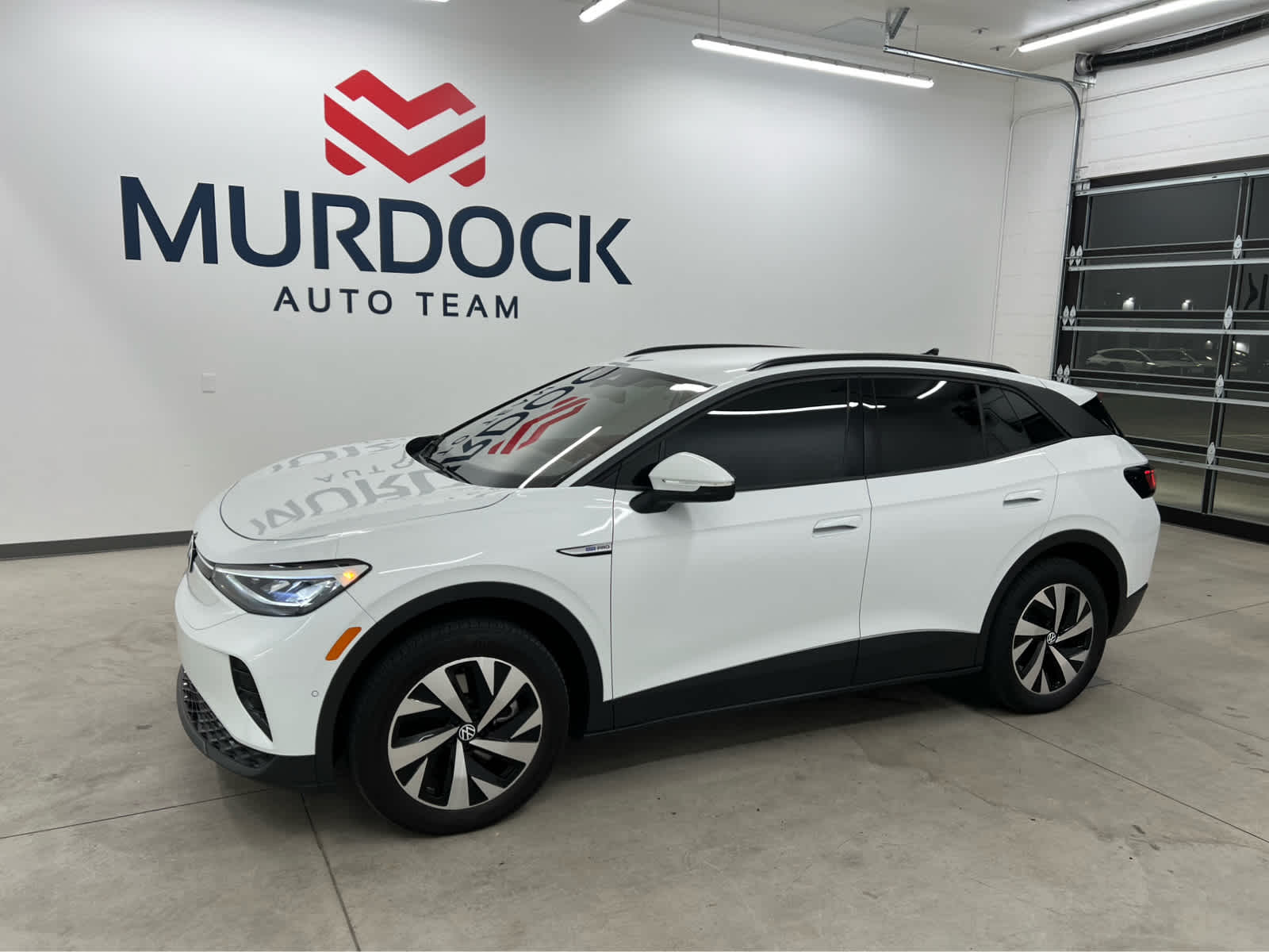 2023 Volkswagen ID.4 PRO