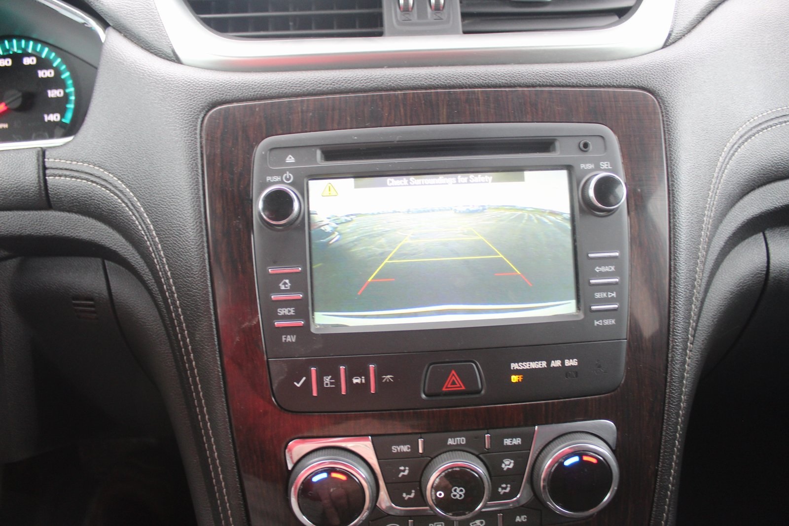 PreOwned 2017 Chevrolet Traverse 2LT 4D Sport Utility in Luverne