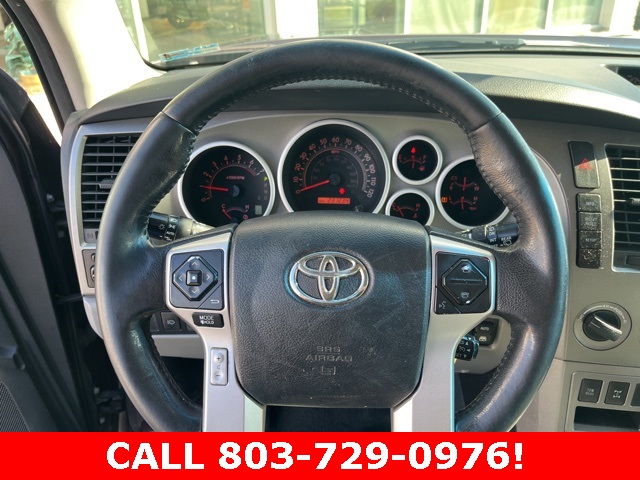 2016 Toyota Sequoia SR5 photo 15