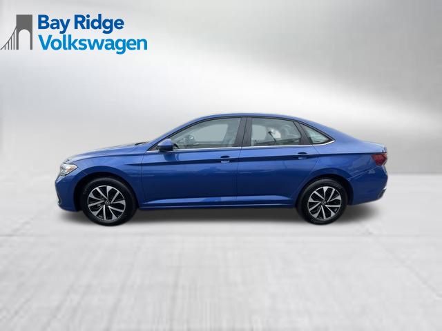 2022 Volkswagen Jetta 1.5T S photo 2