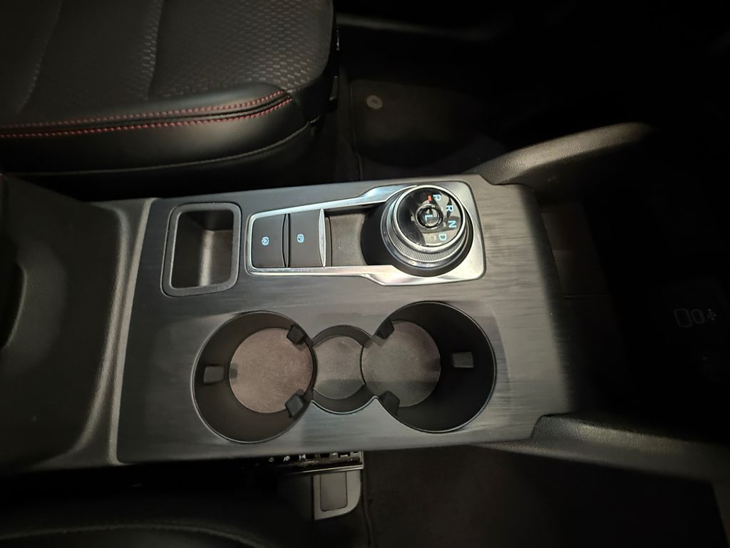 2024 Ford Escape ST-Line photo 21