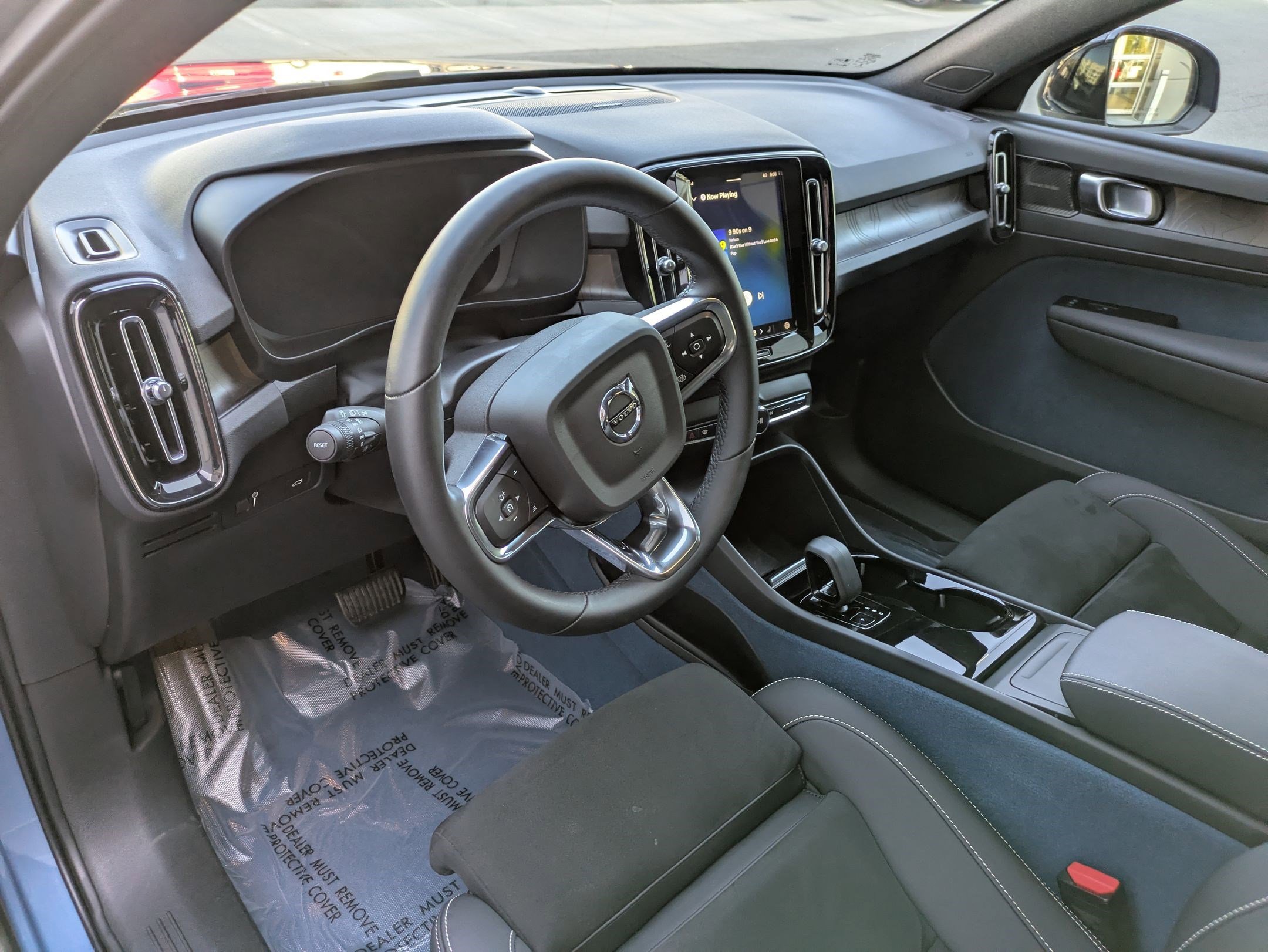2022 Volvo C40 Recharge Ultimate photo 13