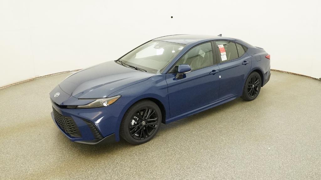 2026 Toyota Camry SE's photo