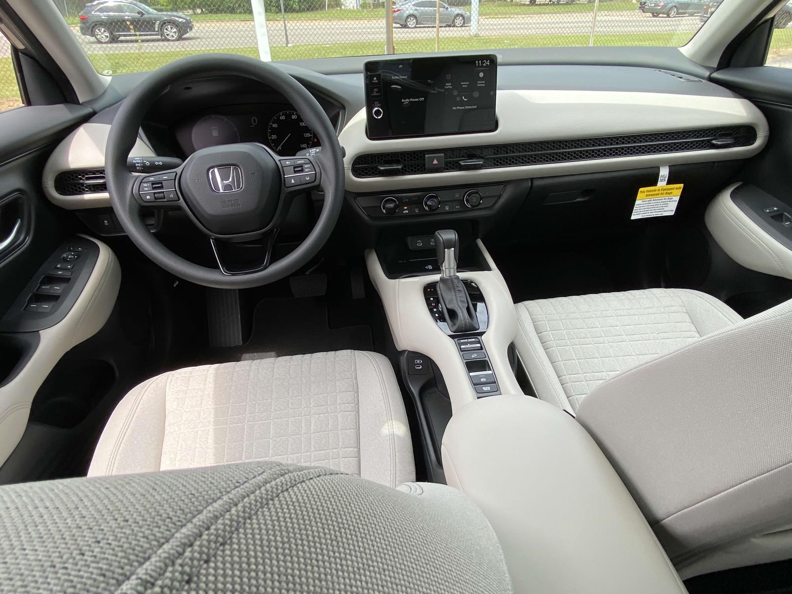 2026 Honda HR-V LX 2WD photo 4