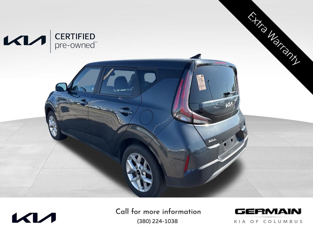 2023 Kia Soul LX S photo 3