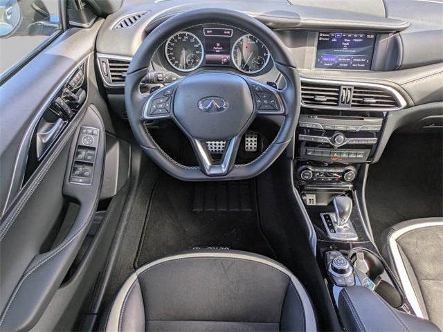 2019 Infiniti QX30 Sport photo 14
