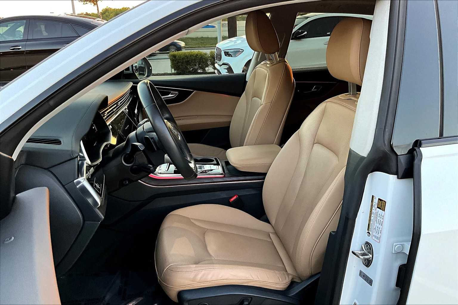 2019 Audi Q8 line Prestige photo 5