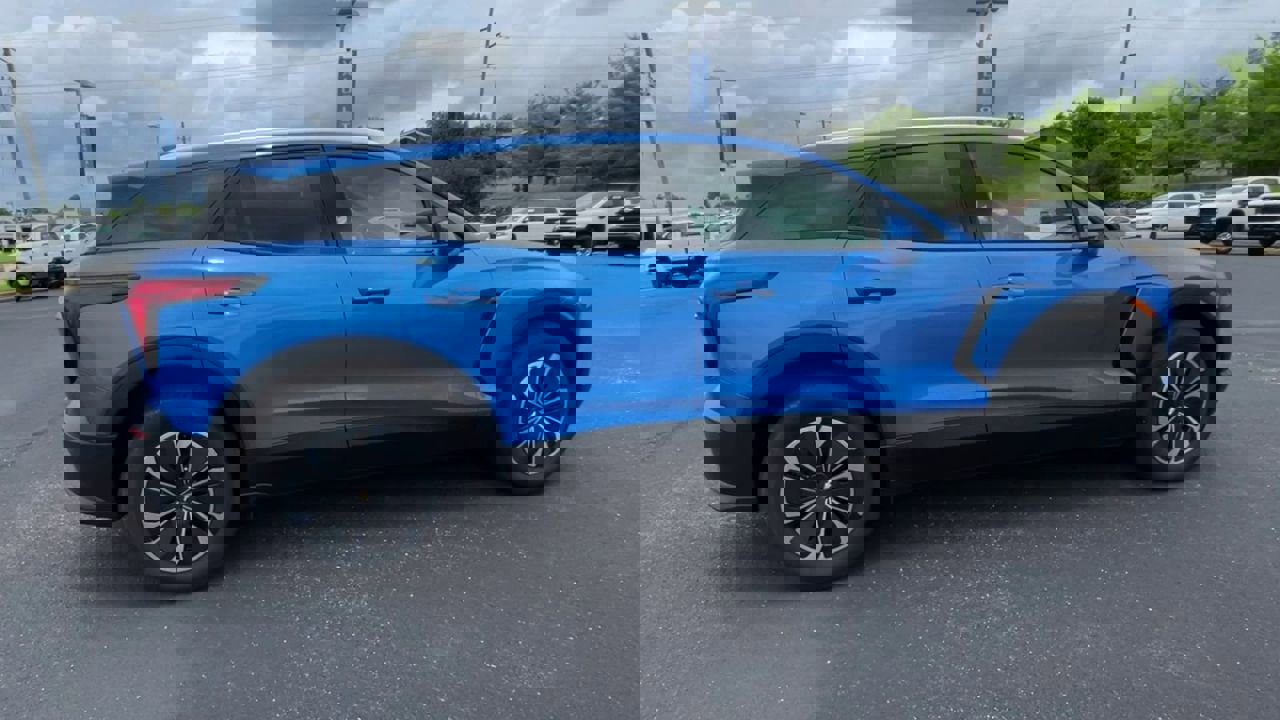 2024 Chevrolet Blazer EV photo 9