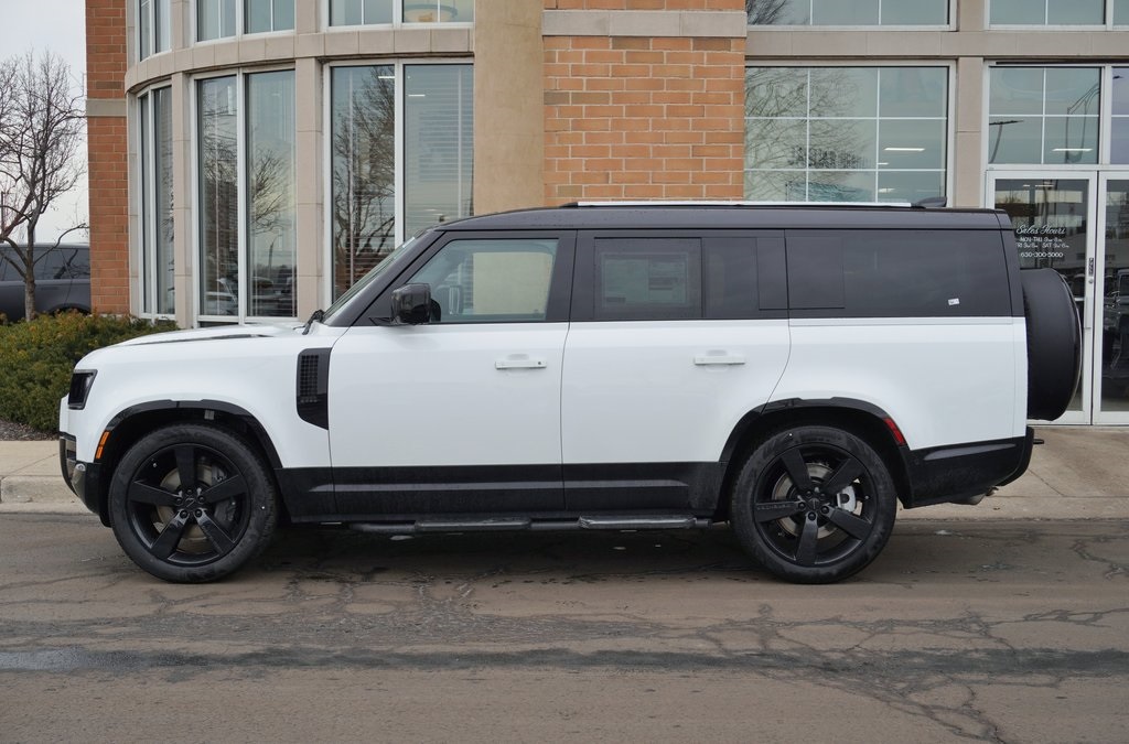 2026 LAND ROVER DEFENDER - Image 1