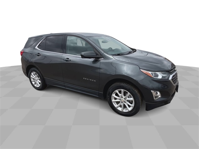 Used 2020 Chevrolet Equinox LT with VIN 2GNAXUEV6L6158292 for sale in Northfield, Minnesota