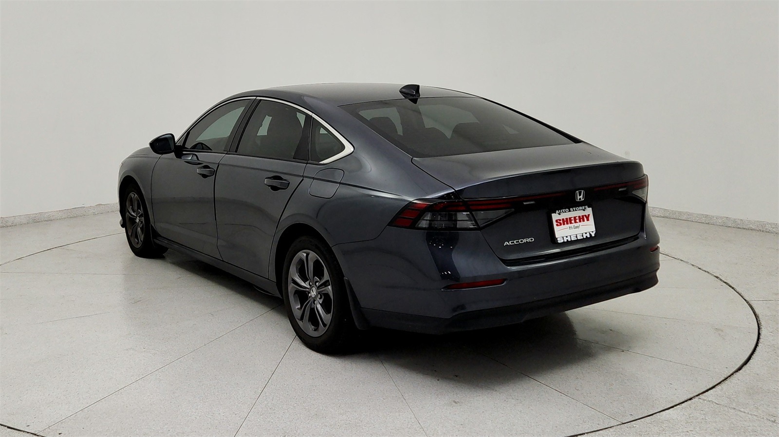2023 Honda Accord EX photo 4