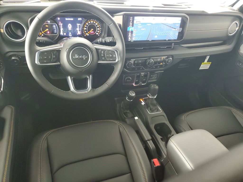 2025 Jeep Wrangler Sahara photo 14