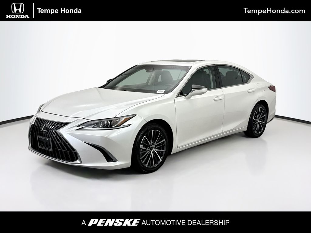 2022 Lexus ES 350's photo
