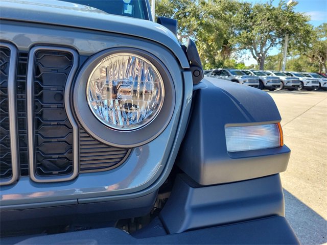 2024 Jeep Wrangler Sport S photo 5