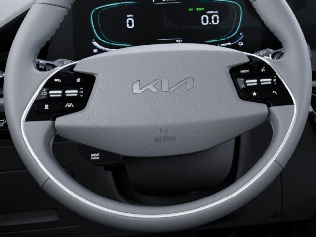New 2025 Mineral Blue Kia SX image 22