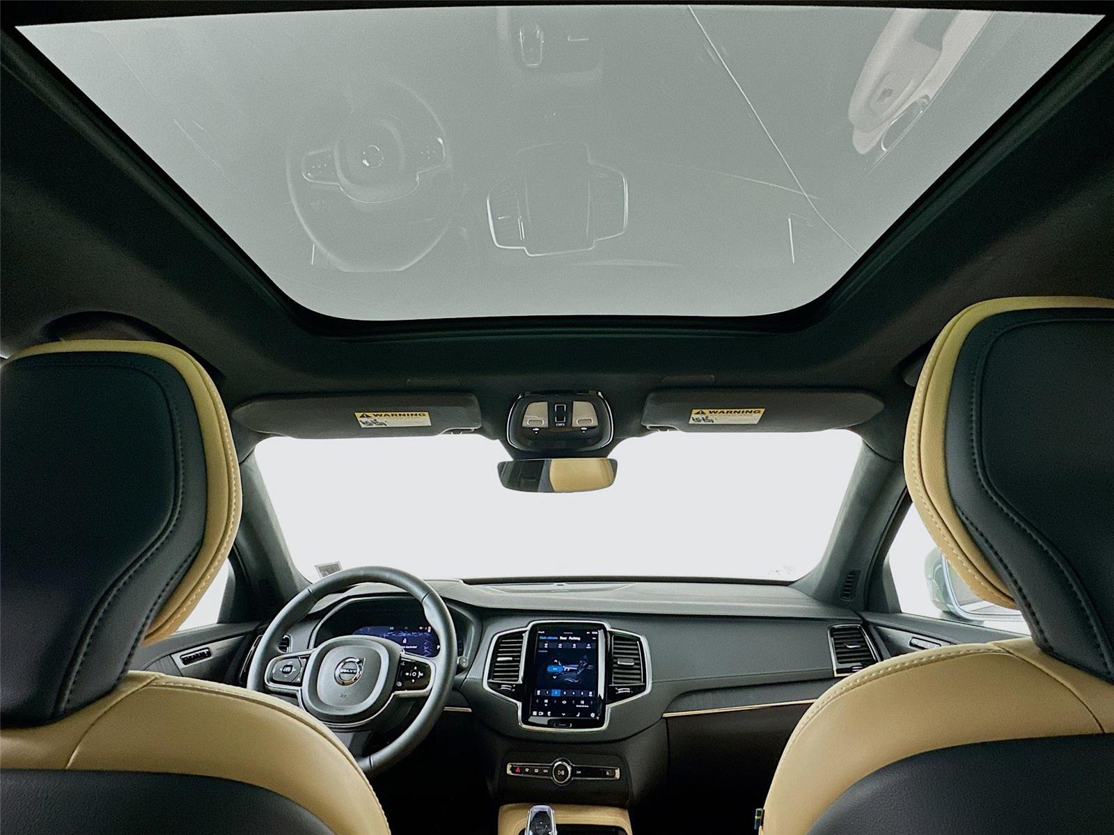 2025 Volvo XC90 photo 23