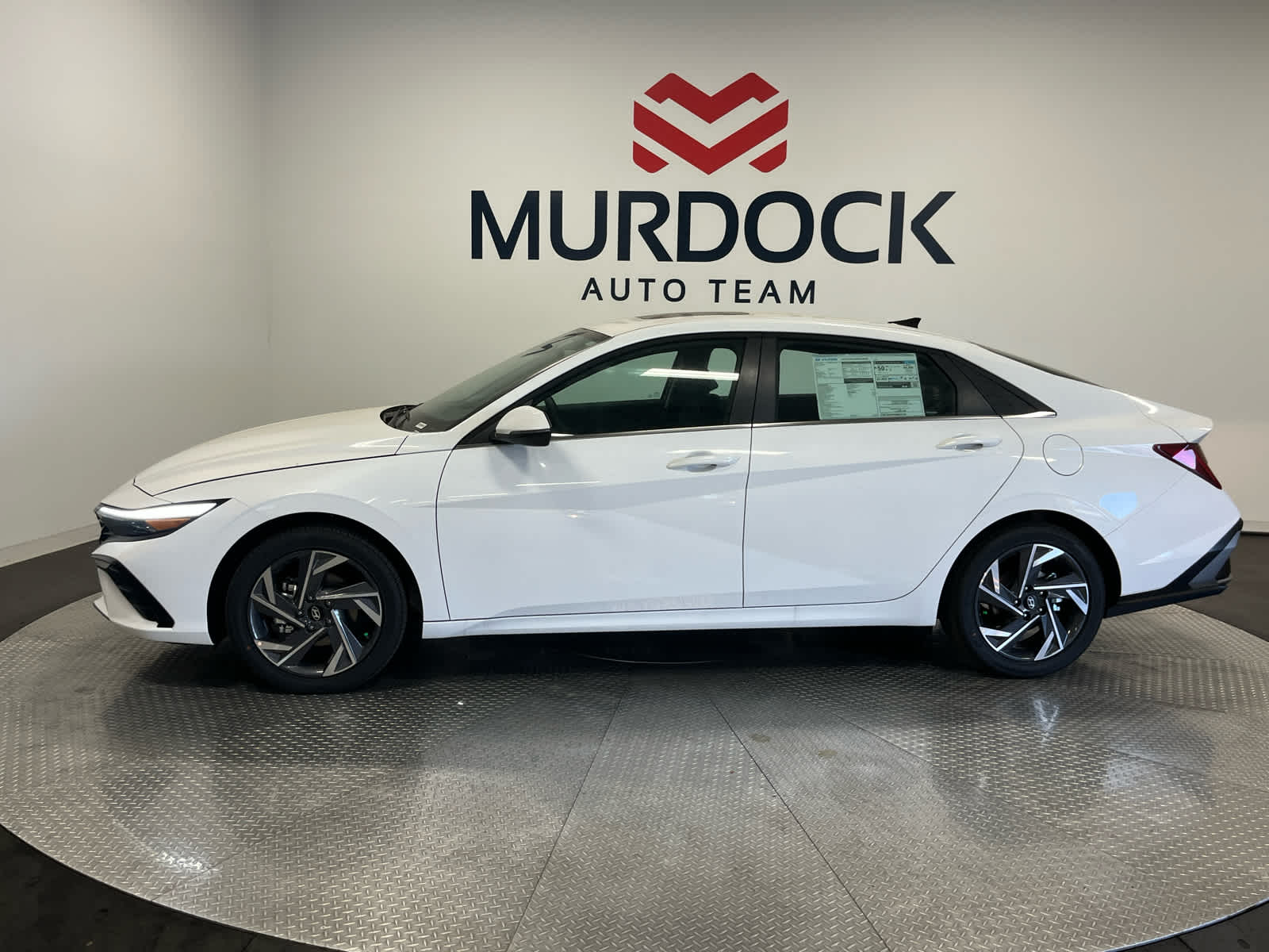 2025 Hyundai Elantra Hybrid Limited photo 3