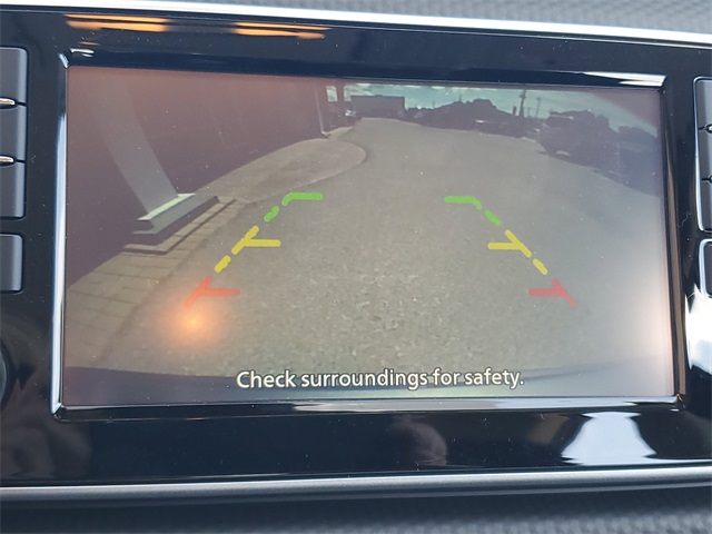 2025 Nissan Kicks Play S photo 7