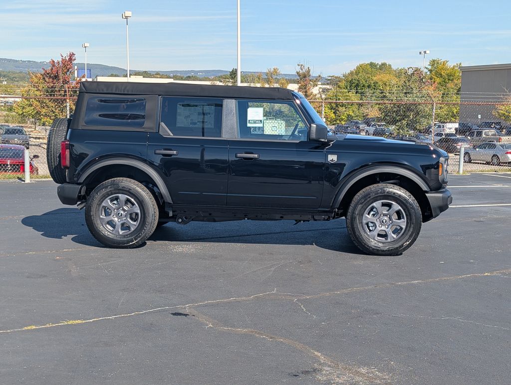 2025 Ford Bronco Big Bend photo 3